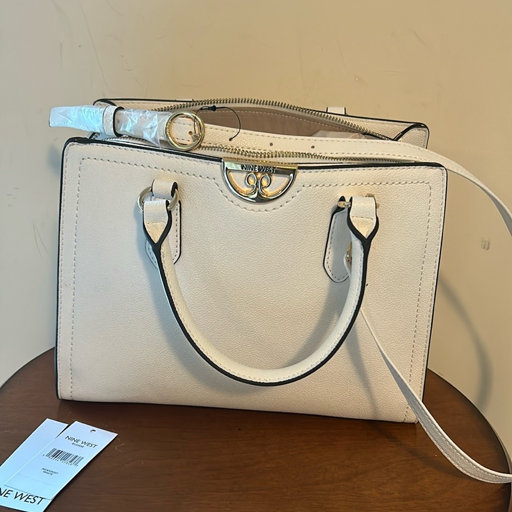 NWT Nine West White purse